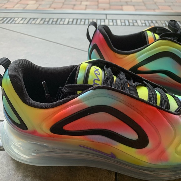 Nike air max 720 • BRAND NEW/NEVER WORN • - Picture 10 of 16